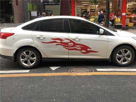 私家車車身廣告 私家車車身廣告